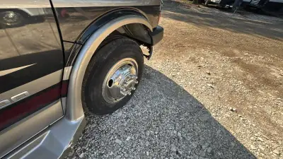 2013 Coachmen Concord Series 301SS Chevy photo 38