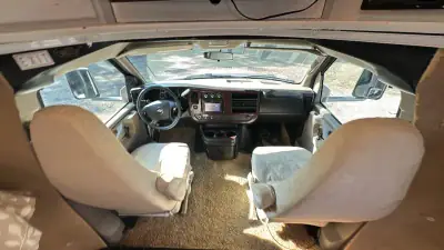 2013 Coachmen Concord Series 301SS Chevy photo 13