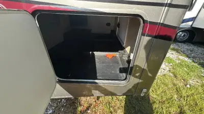 2013 Coachmen Concord Series 301SS Chevy photo 47