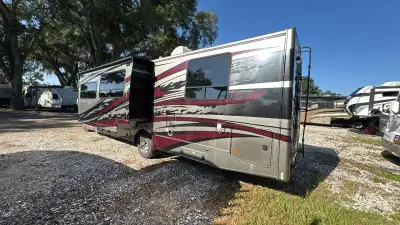 2013 Coachmen Concord Series 301SS Chevy photo 4