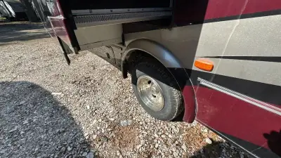 2013 Coachmen Concord Series 301SS Chevy photo 45