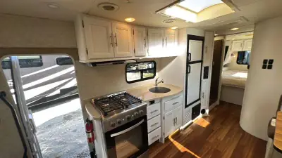 2013 Coachmen Concord Series 301SS Chevy photo 18