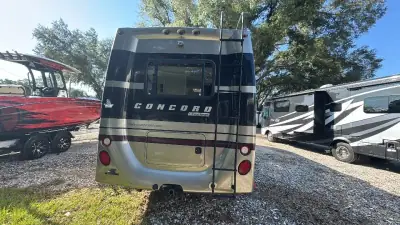 2013 Coachmen Concord Series 301SS Chevy photo 5
