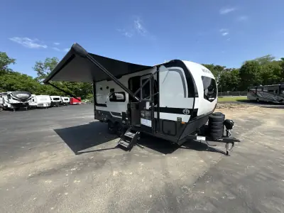 2026 Forest River Rockwood Mini Lite 2108RB photo 2
