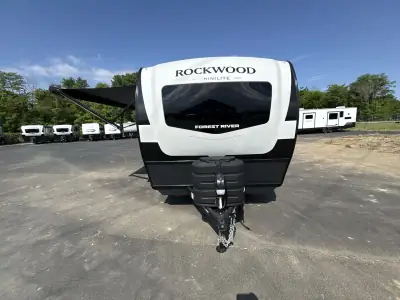 2026 Forest River Rockwood Mini Lite 2108RB photo 3