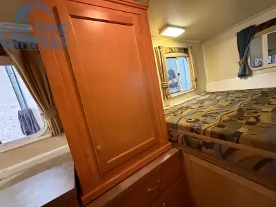 2008 Trailmanor M-2720SL photo 13