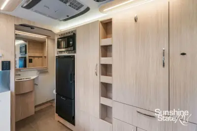2024 Leisure Travel Wonder 24FTB photo 18