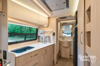 2024 Leisure Travel Wonder 24FTB photo 14