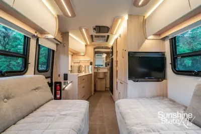 2024 Leisure Travel Wonder 24FTB photo 12