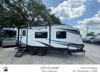 2022 Riverside INTREPID 211i