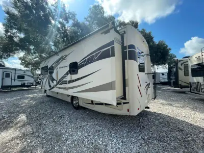 2017 Thor Motor Coach Windsport 29M photo 6