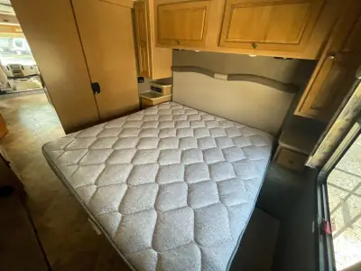 2017 Thor Motor Coach Windsport 29M photo 60