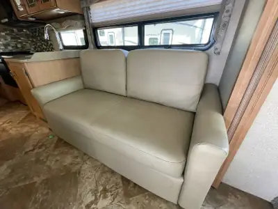 2017 Thor Motor Coach Windsport 29M photo 16