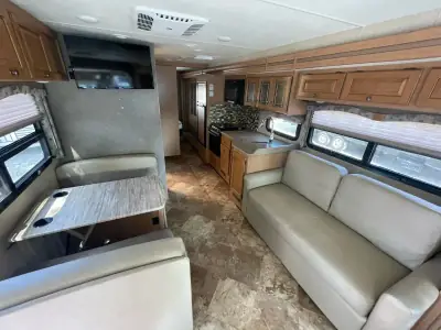 2017 Thor Motor Coach Windsport 29M photo 15