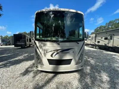 2017 Thor Motor Coach Windsport 29M photo 3