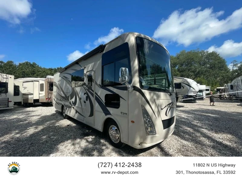 2017 Thor Motor Coach Windsport 29M exterior