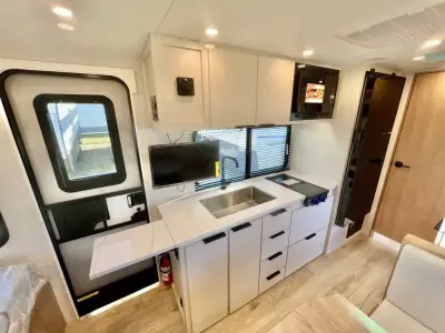 2026 Winnebago Micro Minnie 1800BH photo 41