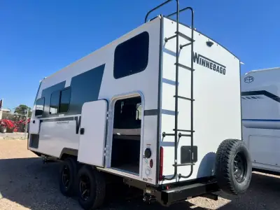 2026 Winnebago Micro Minnie 1800BH photo 4