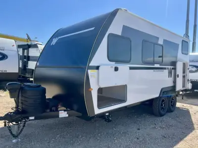 2026 Winnebago Micro Minnie 1800BH photo 2