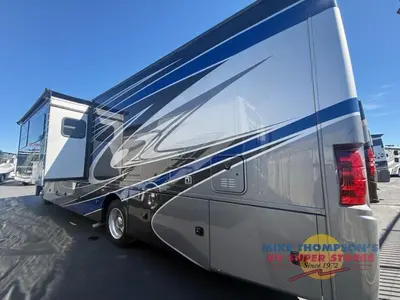 Used 2022 Thor Motor Coach Miramar 35.2