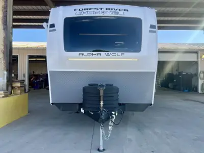 2026 Forest River Cherokee Alpha Wolf 24TRUNK photo 6