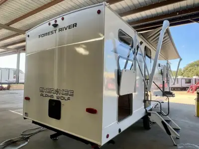 2026 Forest River Cherokee Alpha Wolf 24TRUNK photo 3