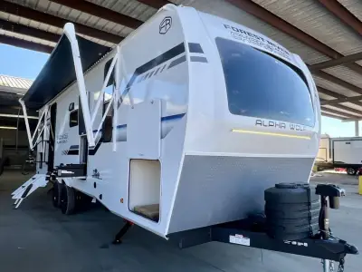 2026 Forest River Cherokee Alpha Wolf 24TRUNK