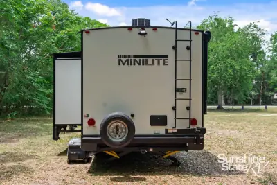 2023 Forest River Rockwood Mini Lite 2511S photo 4