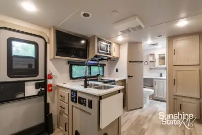 2023 Forest River Rockwood Mini Lite 2511S photo 10