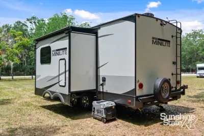 2023 Forest River Rockwood Mini Lite 2511S photo 5