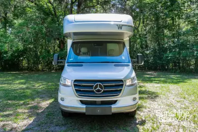 2023 Winnebago Navion 24D photo 2