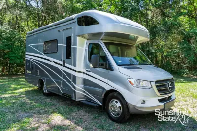 2023 Winnebago Navion 24D