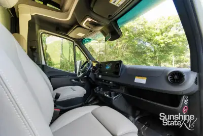 2023 Winnebago Navion 24D photo 26
