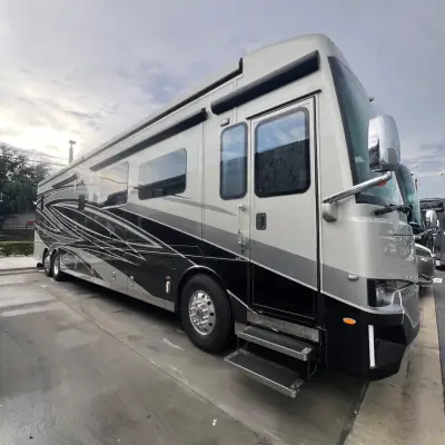 2023 Newmar Dutch Star 4370