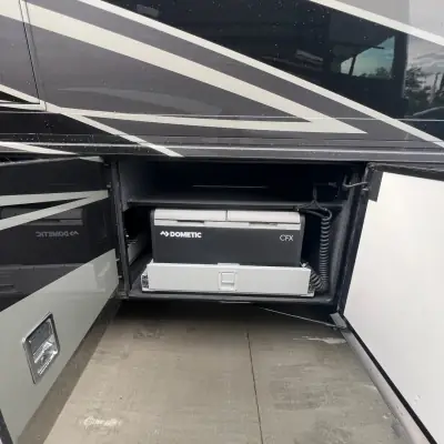 2023 Newmar Dutch Star 4370 photo 6