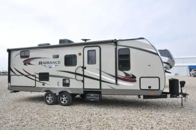 2017 CRUISER RV CORP RADIANCE photo 4