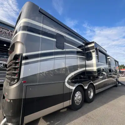 2019 Newmar King Aire 4531 photo 6