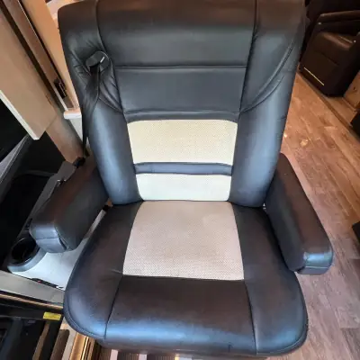 2019 Newmar King Aire 4531 photo 26