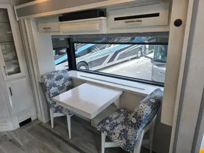 2022 Newmar New Aire 3545 photo 12