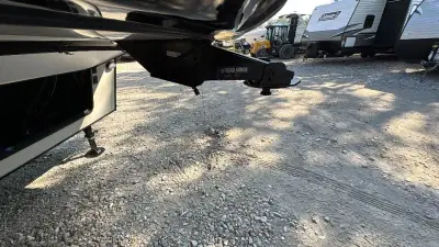 2019 Keystone Cougar Fifth Wheel 361RLW photo 40