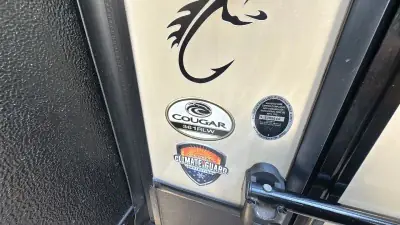 2019 Keystone Cougar Fifth Wheel 361RLW photo 9