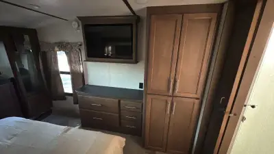 2019 Keystone Cougar Fifth Wheel 361RLW photo 22