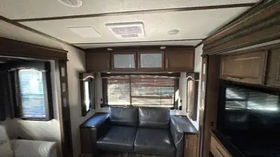 2019 Keystone Cougar Fifth Wheel 361RLW photo 36
