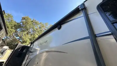 2019 Keystone Cougar Fifth Wheel 361RLW photo 39