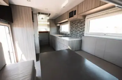 2025 Storyteller Overland Epic GXV AWD photo 11