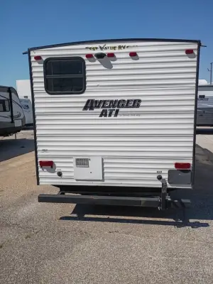 2019 Prime Time Manufacturing Avenger 26BH photo 9