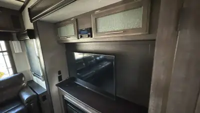 2020 Crossroads Cruiser HP Fifth Wheel CR3391RL photo 32