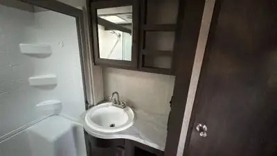 2020 Crossroads Cruiser HP Fifth Wheel CR3391RL photo 15