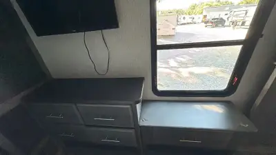 2020 Crossroads Cruiser HP Fifth Wheel CR3391RL photo 21