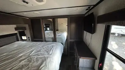 2020 Crossroads Cruiser HP Fifth Wheel CR3391RL photo 20